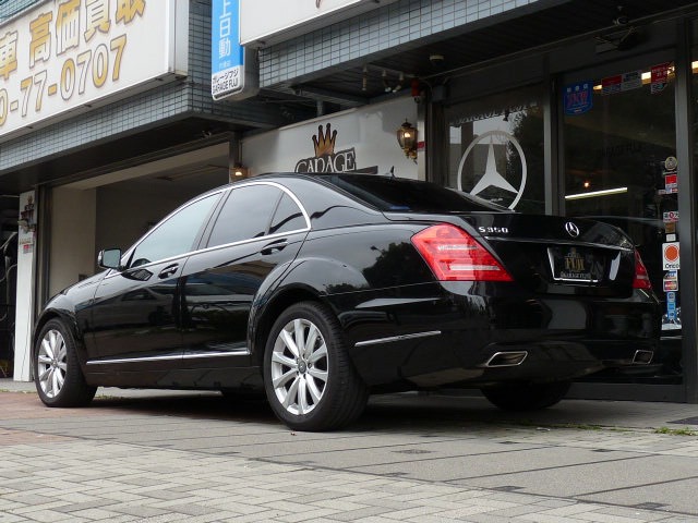 中古車 メルセデス ベンツ S350 ラグジュアリーpkg の中古車詳細 28 530km ブラック 東京都 428万円 中古車情報 中古車検索なら 車選びドットコム 車選び Com