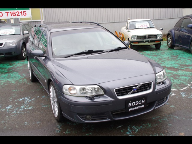 中古車 ボルボ V70 R AWD 4WD ベージュ内装 の中古車詳細 (77,540km