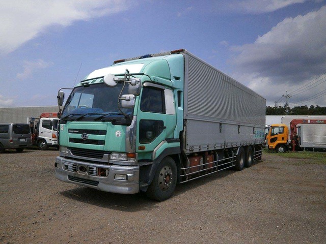 中古車 Udトラックス その他 Ud トラックス 10t超 アルミウィング リアエアサス の中古車詳細 グリーン 神奈川県 217 8万円 中古車情報 中古車検索なら 車選びドットコム 車選び Com