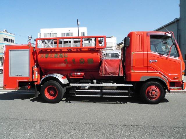 中古車 三菱ふそう ファイター 消防タンク車 ポンプ車 消防車 96 000km レッド 大阪府 170万円 中古車情報 中古車検索なら 車選び Com