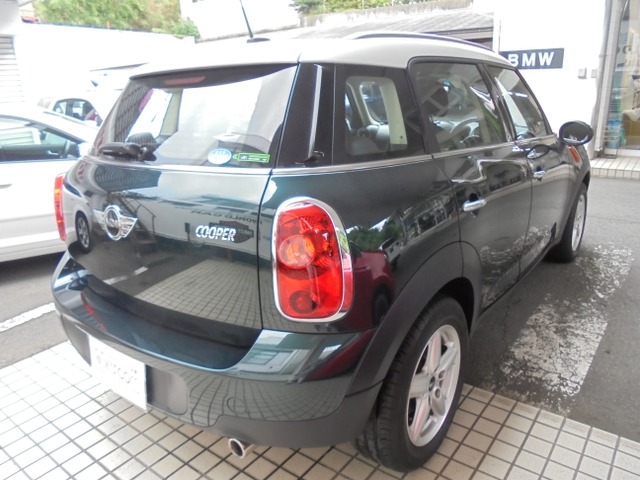 中古車 Bmw ミニクロスオーバー クーパー オプション付1 3万km の中古車詳細 13 223km B26グリーン ホワイト 静岡県 155万円 中古車情報 中古車検索なら 車選びドットコム 車選び Com