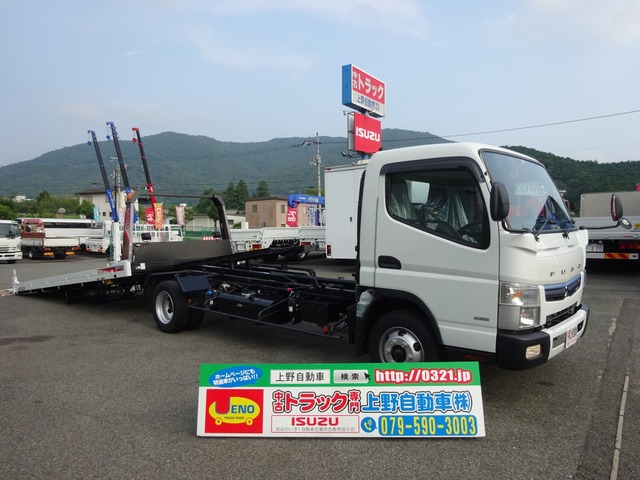 中古車 三菱ふそう キャンター 車載車 3t積み ユニックキャリア ウインチ付 1 000km ホワイト 兵庫県 価格応談 中古車情報 中古車検索なら 車選び Com