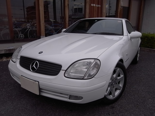 中古車情報 メルセデス ベンツ Slkクラス Slk230 コンプレッサー ワンオーナー 修復歴無し の中古車詳細 走行距離 5 9万km カラー ホワイト 販売地域 岐阜県岐阜市 中古車を探すなら Carme カーミー 中古車