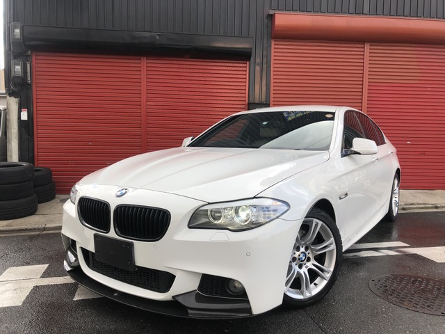 中古車 Bmw 523d Mスポーツ ディーゼル車 純正aw 地デジ の中古車詳細 215 000km ホワイト 大阪府 108万円 中古 車情報 中古車検索なら 車選びドットコム 車選び Com