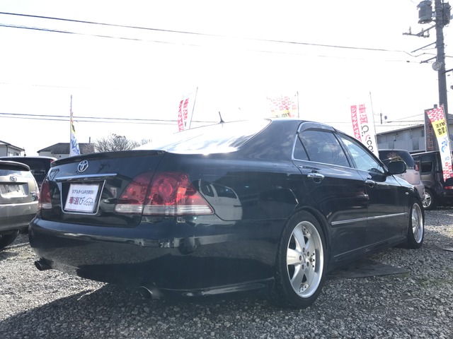 中古車 トヨタ クラウンアスリート 3 0 プレミアム 50thエディション の中古車詳細 121 500km ブラック 埼玉県 32 8万円 中古車情報 中古車検索なら 車選びドットコム 車選び Com