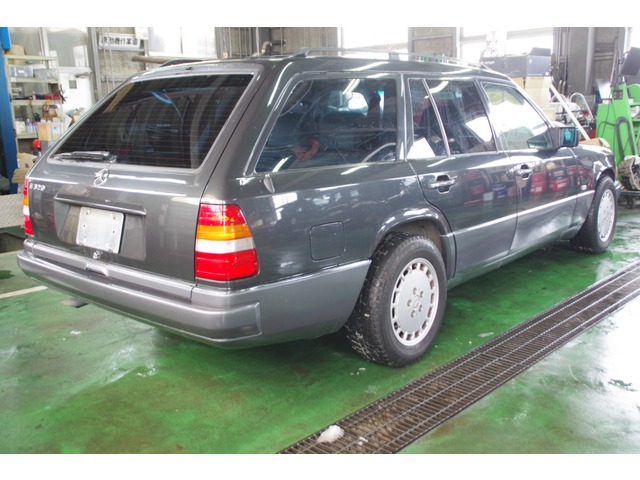 中古車 メルセデス ベンツ ワゴン Mbtex Usa仕様 並行輸入車 の中古車詳細 48 000km ブルーブラック 北海道 250万円 中古車情報 中古車検索なら 車選びドットコム 車選び Com