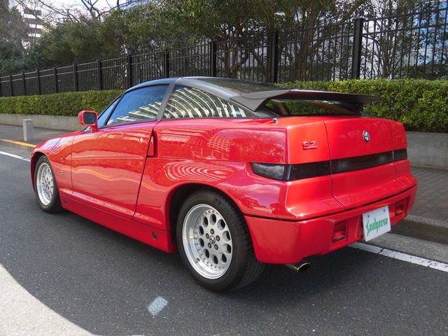 中古車 アルファロメオ アルファsz 世界限定1000台 の中古車詳細 28 100km アルファレッド 東京都 価格応談 中古車情報 中古車検索なら 車選びドットコム 車選び Com