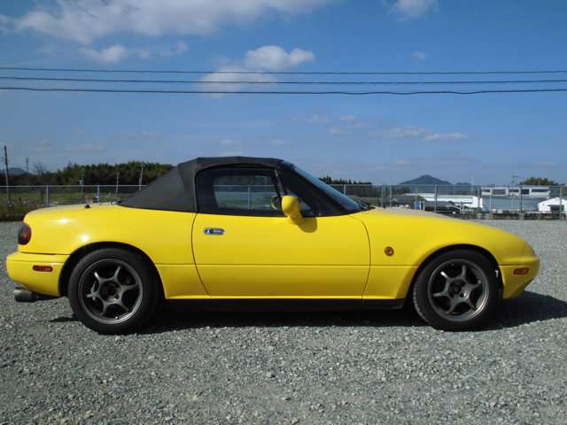 (149) NA8C ロードスター Jリミテッド2　ＮＢ RS 純正ホイール４本セット 特別なロードスター NA編02元気なイエローボディで登場したユーノス