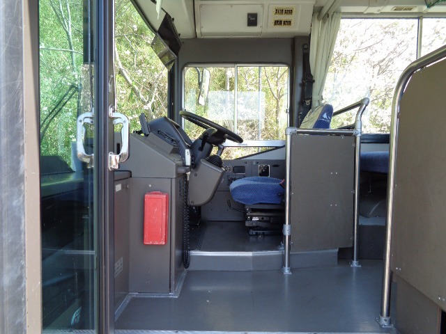 中古車 三菱ふそう エアロスター バス スクールバス エアコン良好冷えます の中古車詳細 217 675km ホワイト 佐賀県 310 2万円 中古車情報 中古車検索なら 車選びドットコム 車選び Com