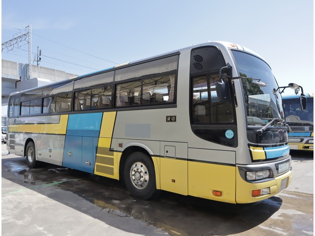 中古車 日産ディーゼル スペースアロー 観光バス 62人乗り 総輪エアサス の中古車詳細 573 786km シルバー 黄色 青 千葉県 242万円 中古車情報 中古車検索なら 車選びドットコム 車選び Com