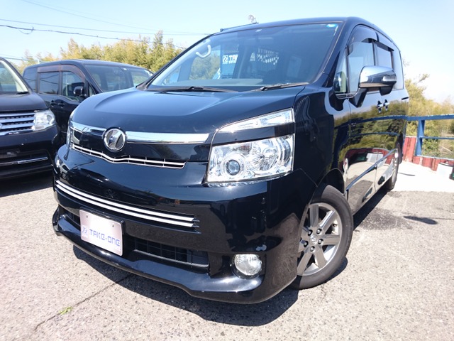 中古車情報 トヨタ ヴォクシー 2 0 Zs 煌 修復歴無し の中古車詳細 走行距離 10 8万km カラー ブラック 販売地域 大阪府堺市西区 中古車を探すなら Carme カーミー 中古車