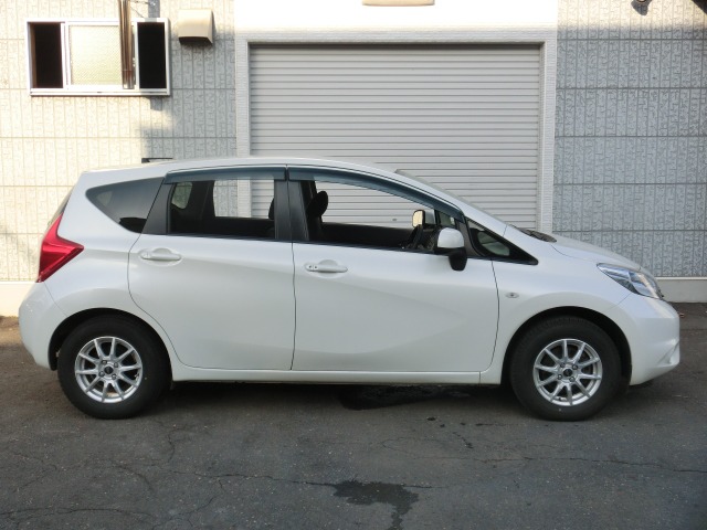 中古車 日産 ノート 1 2 X Dig S スマートキー スーパーチャージャーetc の中古車詳細 92 000km パールホワイト 北海道 33万円 中古車情報 中古車検索なら 車選びドットコム 車選び Com