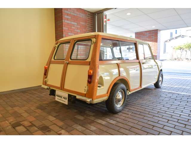 中古車 オースチン ミニ カントリーマン 国内未登録 の中古車詳細 Km Br 不明 白 宮城県 価格応談 中古車情報 中古車検索なら 車選びドットコム 車選び Com