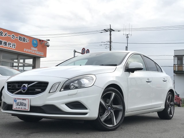 中古車情報 ボルボ S60 T4 Rデザイン 修復歴無し の中古車詳細 走行距離 4 1万km カラー パールホワイト 販売地域 埼玉県東松山市 中古車を探すなら Carme カーミー 中古車