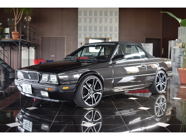 マセラティ ギブリってどんな車 スペックや中古価格は