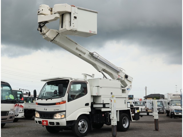 中古車 日野 デュトロ 高所作業車 アイチsn15b 電工仕様 サブバッテリ の中古車詳細 68 000km ホワイト500 茨城県 550万円 中古車情報 中古車検索なら 車選びドットコム 車選び Com