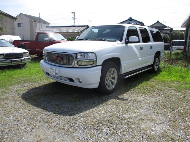 中古車 Gmc ユーコン Xl 1500 デナリ 6 0 V8 4wd 128 000km ホワイト 福岡県 129万円 中古車情報 中古車検索なら 車選びドットコム