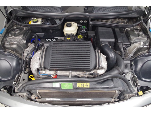 中古車 Bmw ミニ クーパー S とにかく速い スリーパー仕様 R53 の中古車詳細 101 000km グレー 兵庫県 170万円 中古車情報 中古車検索なら 車選びドットコム 車選び Com