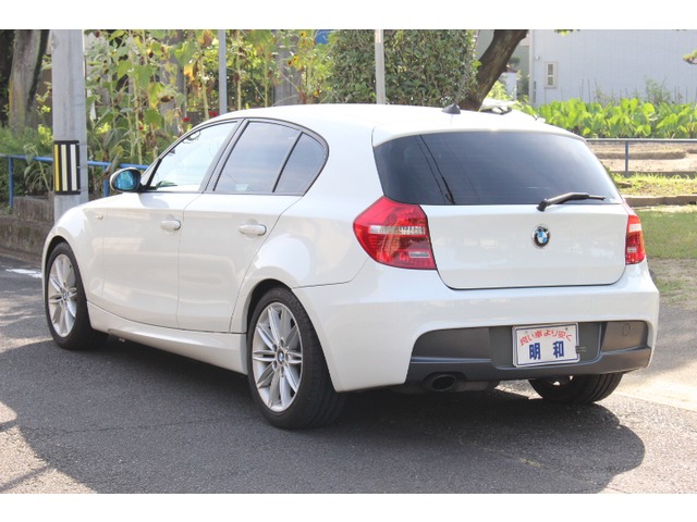 中古車 Bmw 116i 116i Mスポーツ A Realエアロ 値引き31万可 の中古車詳細 63 800km ホワイト 愛知県 59 8万円 中古車情報 中古車検索なら 車選びドットコム 車選び Com 中古車 Bmw 116i 116i Mスポーツ A Realエアロ 値引き31万可 の中古車詳細 63 800km ホワイト 愛知県 59 8万円 中古車情報 中古車検索なら 車選びドットコム 車選び Com