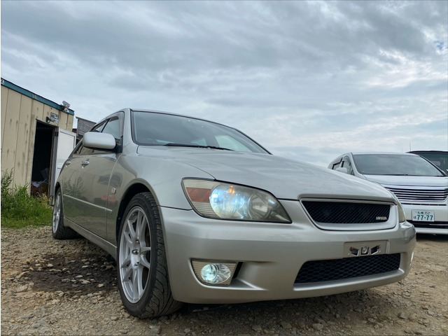 中古車 トヨタ アルテッツァ 2 0 Rs0 Zエディション サンルーフ 車高調 マフラー 146 000km シルバー 北海道 75万円 中古車情報 中古車検索なら 車選びドットコム