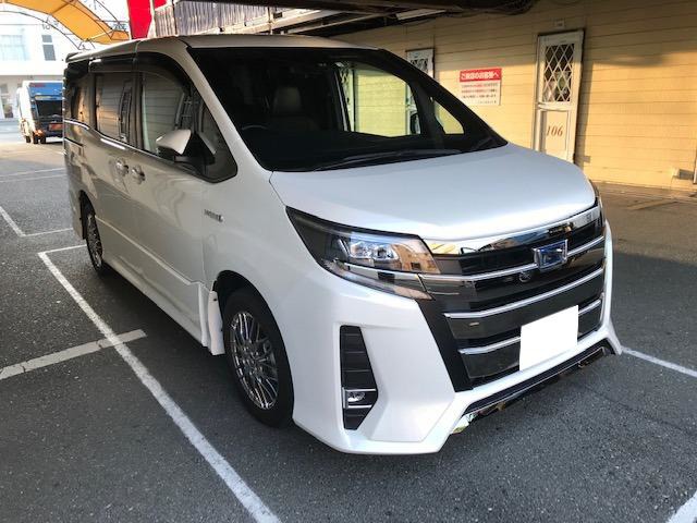 中古車 トヨタ ノア 1 8 ハイブリッド Si W B 乗り出し価格 1オーナー禁煙車 の中古車詳細 27 000km パールホワイト 070 静岡県 285万円 中古車情報 中古車検索なら 車選びドットコム 車選び Com