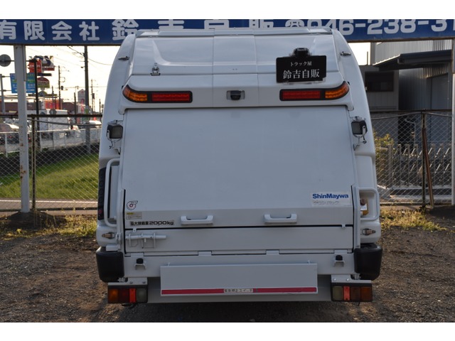中古車 いすゞ エルフ 塵芥車 プレスパッカー Gpx の中古車詳細 275 229km ホワイト 神奈川県 298万円 中古車情報 中古車検索なら 車選びドットコム 車選び Com