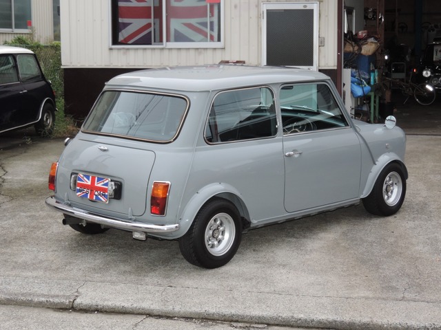 中古車 ローバー ミニ クーパー1 3 限定650台 の中古車詳細 ライトグレー 神奈川県 168万円 中古車情報 中古車検索なら 車 選びドットコム 車選び Com