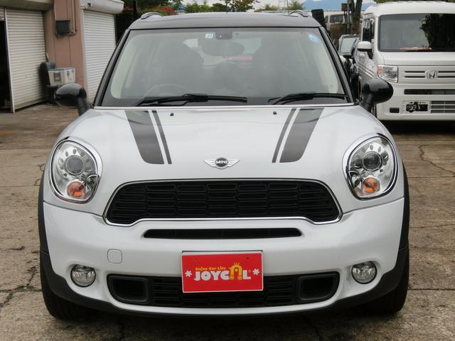 中古車 Bmw ミニ クーパー S クロスオーバー 56 000km ツートン白 黒 山形県 119 8万円 中古車情報 中古車検索なら 車選びドットコム 車選び Com