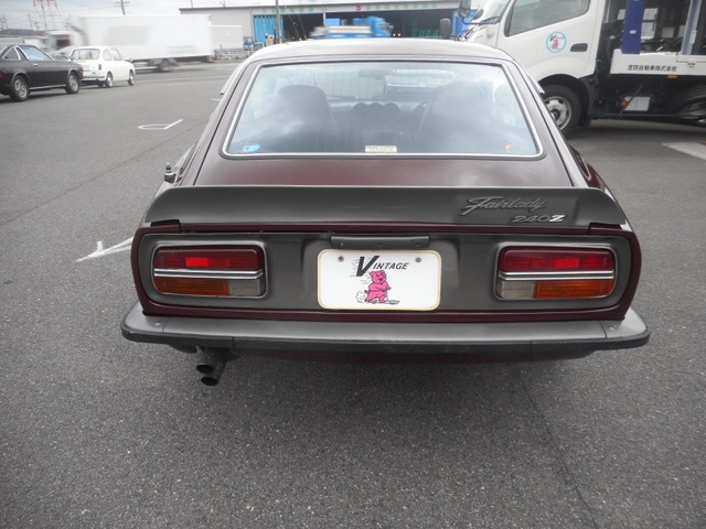 中古車 日産 フェアレディz 2 4 240z 仕上げ済み 240z Gノーズ の中古車詳細 240マルーン 三重県 935万円 中古車 情報 中古車検索なら 車選びドットコム 車選び Com