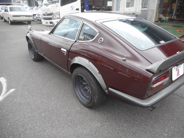 中古車 日産 フェアレディz 2 4 240z 仕上げ済み 240z Gノーズ の中古車詳細 240マルーン 三重県 935万円 中古車 情報 中古車検索なら 車選びドットコム 車選び Com