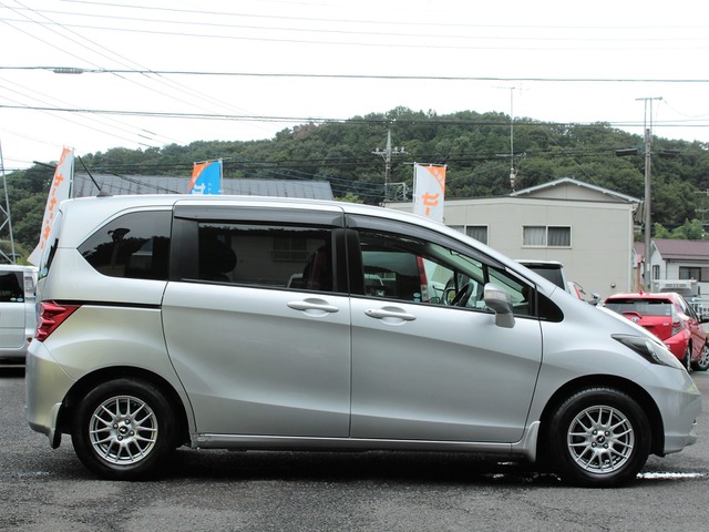 中古車 ホンダ フリード 1 5 G Lパッケージ 両パワスラ Bカメhddナビtv Etc 115 594km アラバスターシルバーメタリック 東京都 19 5万円 中古車情報 中古車検索なら 車選びドットコム