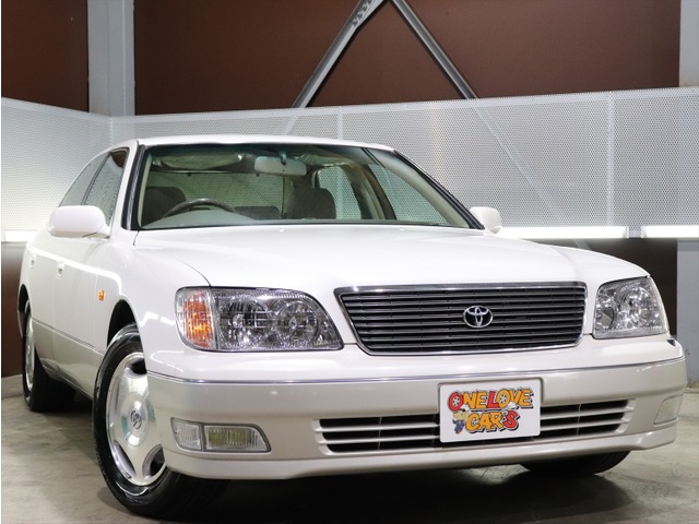 中古車 トヨタ セルシオ 4 0 C仕様 純正オーディオ Etc ウッドパネル の中古車詳細 107 900km パールツートン 051 愛知県 Sold Out 中古車情報 中古車検索なら 車選びドットコム 車選び Com