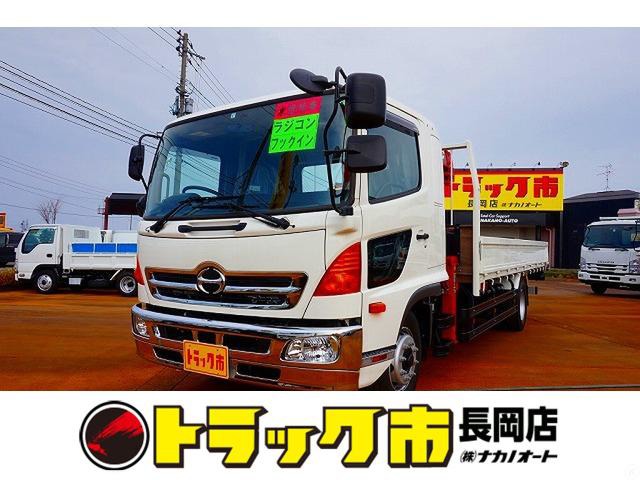 中古車 日野 レンジャー クレーン 7 9t 増トン ワイドベッド付 4段 2 000km ホワイト 新潟県 5 5万円 中古車情報 中古車検索なら 車選びドットコム