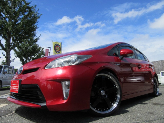 中古車 トヨタ プリウス 1 8 S Usdm後期モデルローダウン新品19aw の中古車詳細 67 500km レッド 大阪府 128万円 中古車情報 中古車検索なら 車選びドットコム 車選び Com