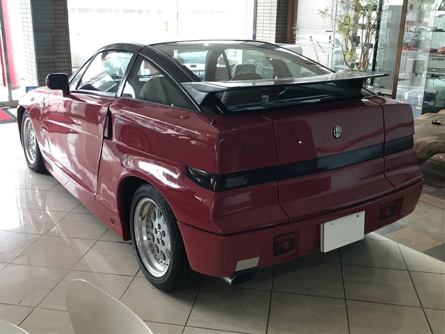 中古車 アルファロメオ アルファsz できる限りお電話にてお問合せ下さい の中古車詳細 32 000km レッド 福岡県 価格応談 中古車情報 中古車検索なら 車選びドットコム 車選び Com