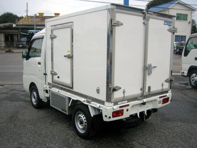 中古車 ダイハツ ハイゼットトラック 低温冷凍車 度設定 オートマ車 17 600km ホワイト 千葉県 Sold Out 中古車 情報 中古車検索なら 車選びドットコム 車選び Com
