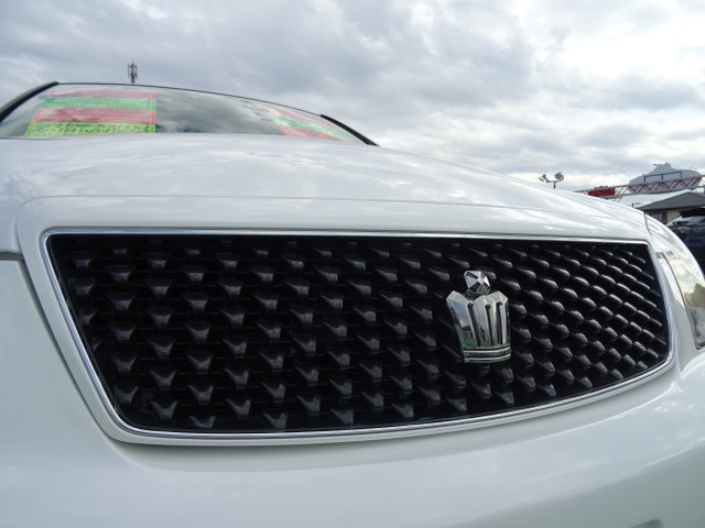 中古車 トヨタ クラウンアスリート 2 5 60thスペシャルエディション 後期エアロhid19aw地デジhdd の中古車詳細 103 300km ホワイトパールクリスタルシャイン 千葉県 49万円 中古車情報 中古車検索なら 車選びドットコム 車選び Com