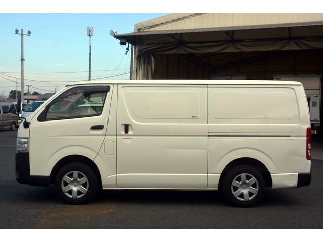 中古車 トヨタ ハイエースバン 2 0 中温冷凍バン ロング ジャストロー ロングdx 冷蔵冷凍 ガソリン の中古車詳細 99 0km ホワイト 埼玉県 Sold Out 中古車情報 中古車検索なら 車選びドットコム 車選び Com