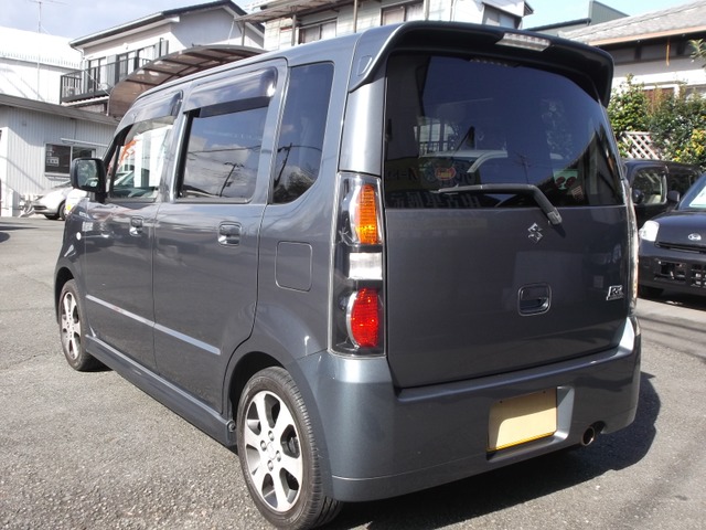 中古車 スズキ ワゴンr Rr ターボ エアロ アルミ キーレス Etc の中古車詳細 57 600km ガンメタリック 静岡県 19万円 中古車情報 中古車検索なら 車選びドットコム 車選び Com