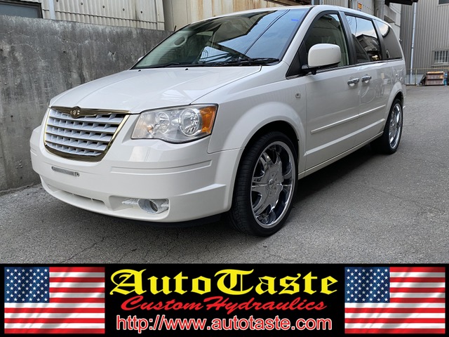 中古車 クライスラー グランドボイジャー ツーリング の中古車詳細 94 500km ホワイト 大阪府 Sold Out 中古車情報 中古車検索なら 車選びドットコム 車選び Com