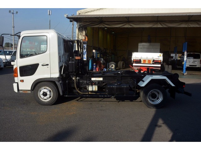 中古車 日野 レンジャー アームロール 4トン ベッドレス ツインシリンダー の中古車詳細 312 100km ホワイト 埼玉県 2万円 中古車情報 中古車検索なら 車選びドットコム 車選び Com