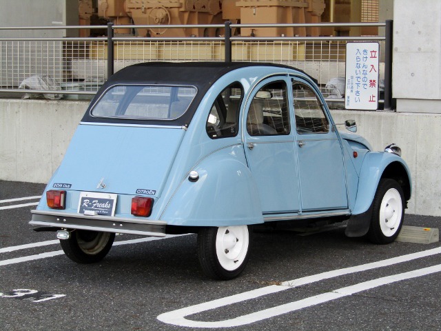 中古車 シトロエン 2cv クラブ の中古車詳細 56 270km ライトブルー 色替え 埼玉県 169万円 中古車情報 中古車 検索なら 車選びドットコム 車選び Com