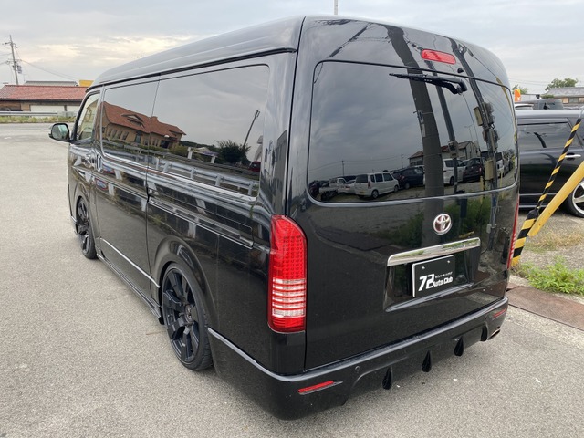 中古車 トヨタ ハイエースバン スーパーgl ワイド ロング ミドルルーフ ディーゼルターボ フルカスタム の中古車詳細 167 000km 黒 兵庫県 198 8万円 中古車情報 中古車検索なら 車選びドットコム 車選び Com