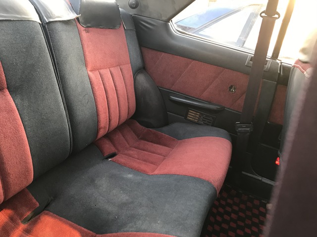 中古車 日産 スカイラインクーペ 2.0 RS ターボ DR30 の中古車詳細 (150,190km, レッド, 愛知県, 298万円) |  中古車情報・中古車検索なら【車選びドットコム（車選び.com）】