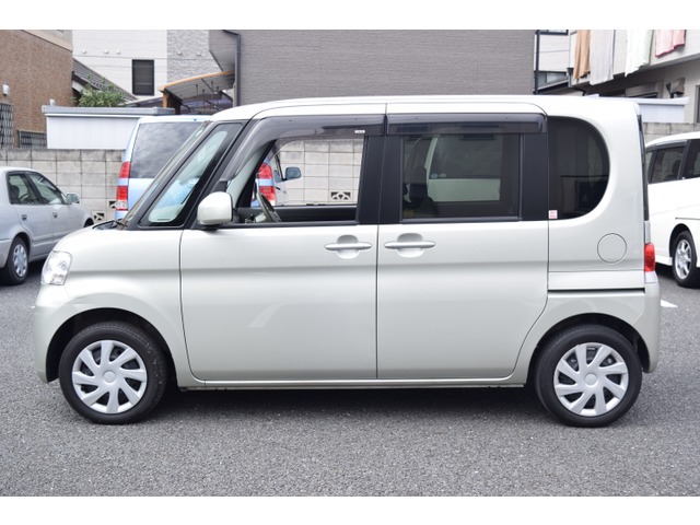 中古車 ダイハツ タント L 禁煙車1オナ後期型ナビ地デジ検2年 の中古車詳細 38 800km シャンパンゴールドmii T27 千葉県 46 8万円 中古車情報 中古車検索なら 車選びドットコム 車選び Com