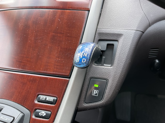 中古車 トヨタ Sai 2 4 G サンルーフ 純正hddナビ レザーシート の中古車詳細 103 900km シルバー 岐阜県 58万円 中古車情報 中古車検索なら 車選びドットコム 車選び Com