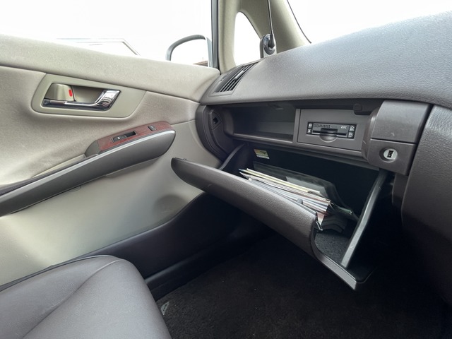 中古車 トヨタ Sai 2 4 G サンルーフ 純正hddナビ レザーシート の中古車詳細 103 900km シルバー 岐阜県 58万円 中古車情報 中古車検索なら 車選びドットコム 車選び Com