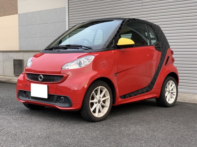 中古車 スマート スマートフォーツーエレクトリックドライブ エディション ディズニー 40台限定車 ミッキー仕様 の中古車詳細 21 813km レッド 神奈川県 148万円 中古車情報 中古車検索なら 車選びドットコム 車選び Com