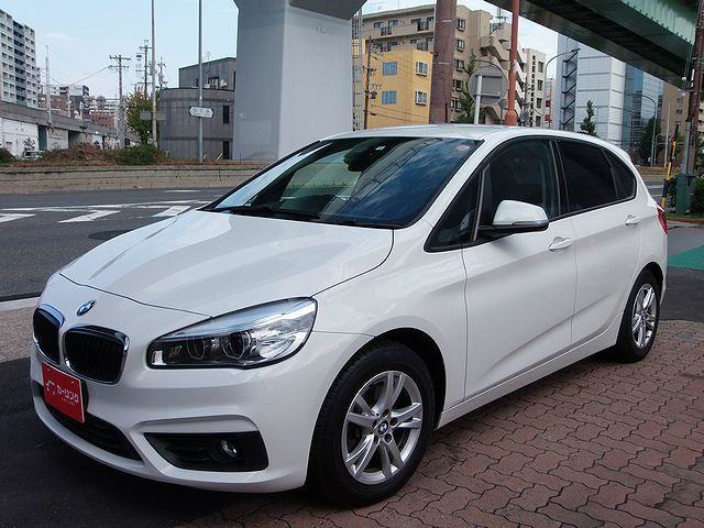 中古車 Bmw 218iアクティブツアラー Ju適正販売店 中古自動車販売士在中 の中古車詳細 55 000km ホワイト 愛知県 175万円 中古車情報 中古車検索なら 車選びドットコム 車選び Com