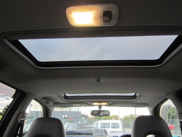 中古車 トヨタ ツインムーンルーフ ラウム 純正フルエアロ 52 Off ラウム